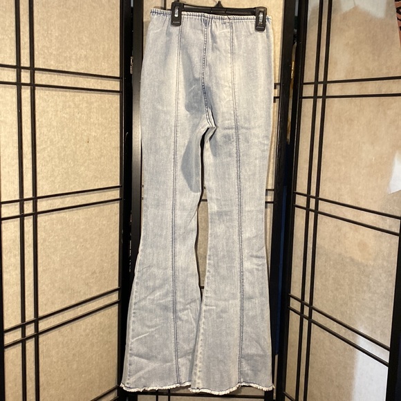 NoBo bell bottom pull on jeans size M 7/9 NWT - Picture 4 of 8